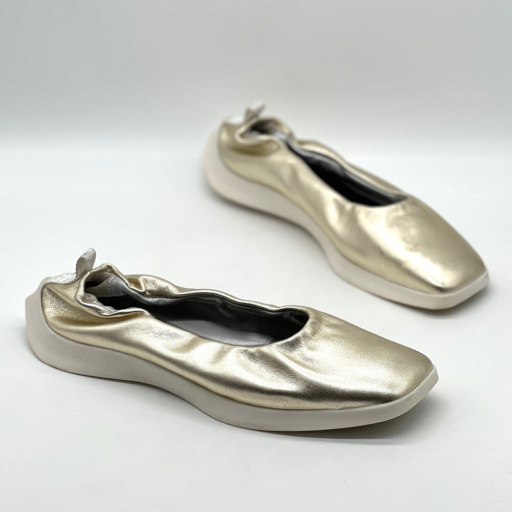 P448 Bella Ballet Flat Womens 7.5 Gold Metallic Leather Square Toe Travel Casual